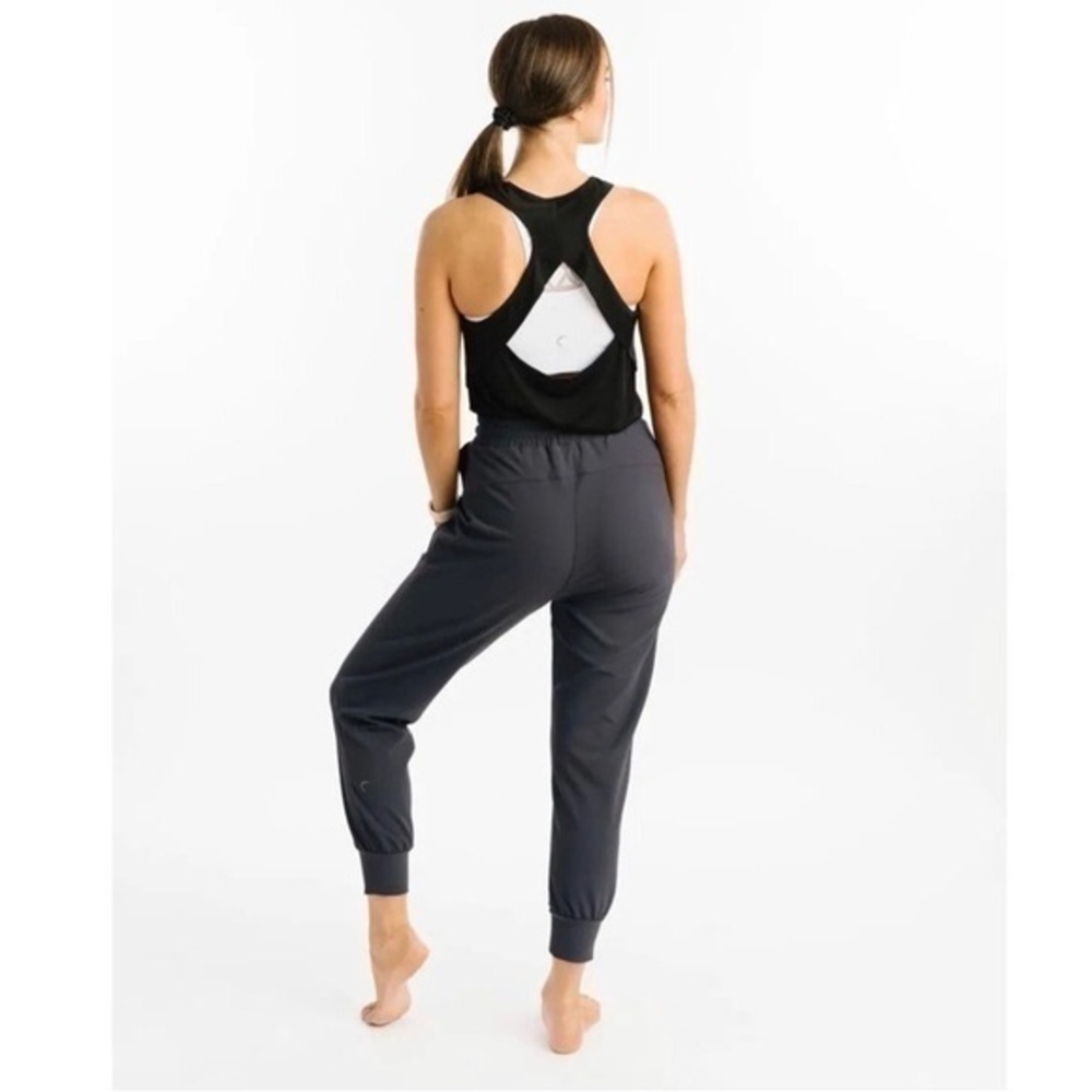 Zyia Active Slate Edge Charcoal Gray Ribbed Jogger Sweatpants Women’s size small